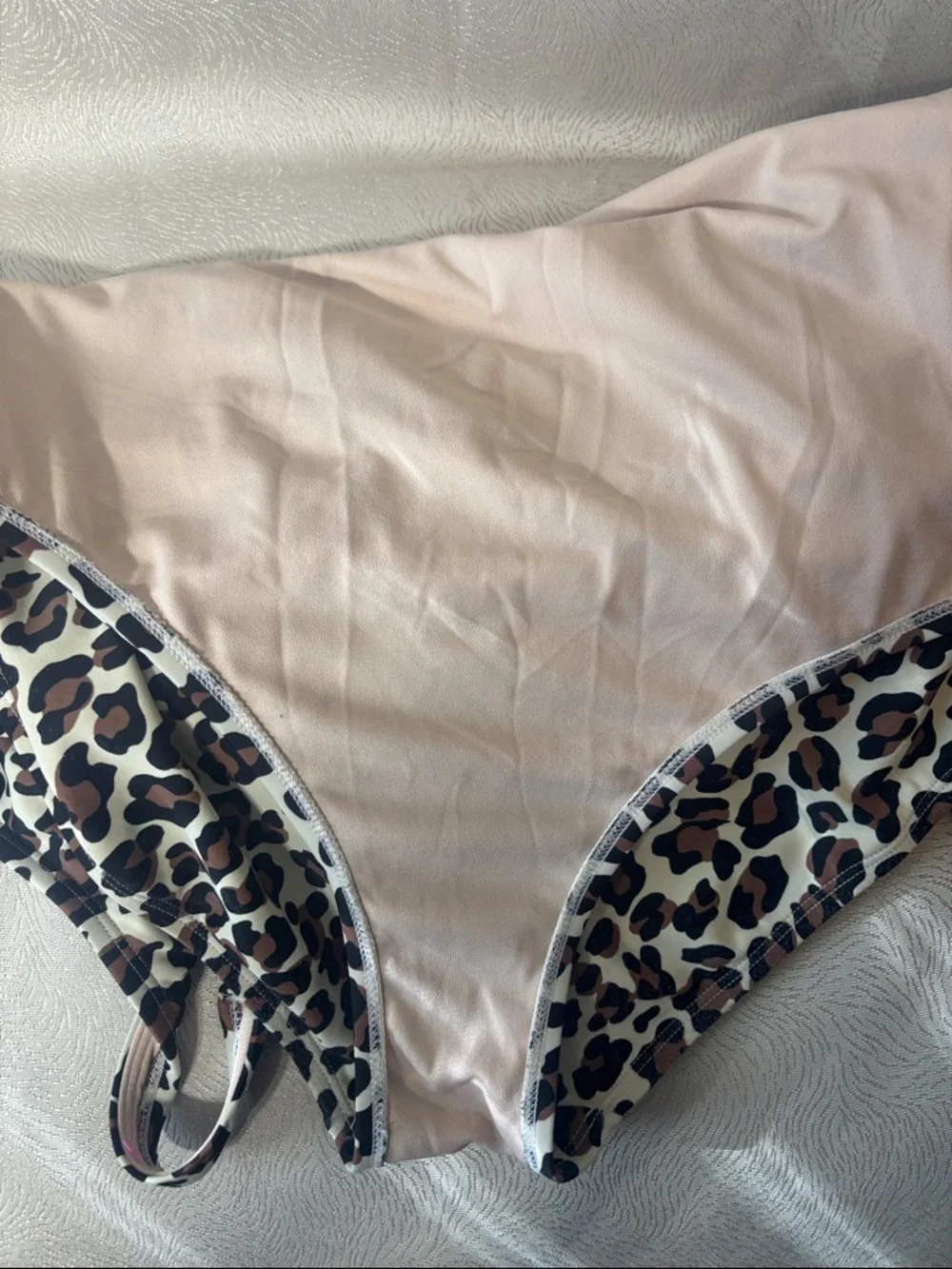 Kona Sol Leopard Print One-Piece Swimsuit in Cream, Black, Brown 0132 - Picture 8 of 9